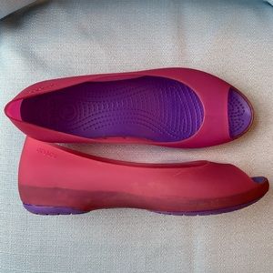 Crocs Woman’s Peep Toe Jelly Flats Pink Purple size 9